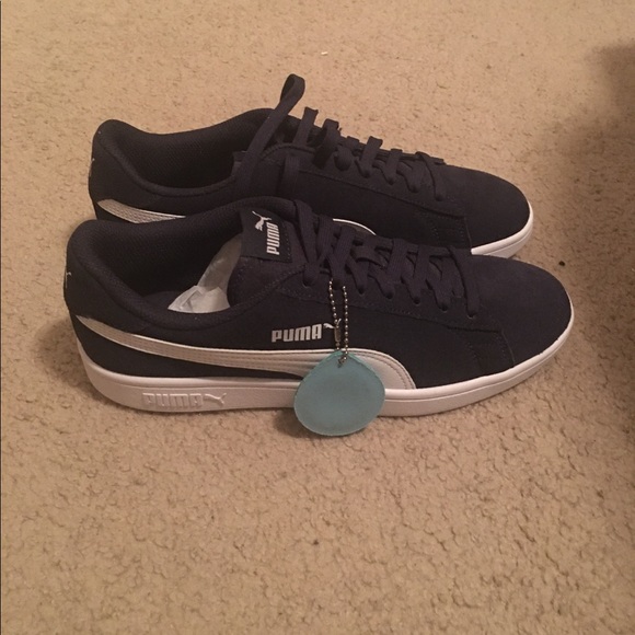 Puma Other - Puma Smash V2 black/white sneaker NWT